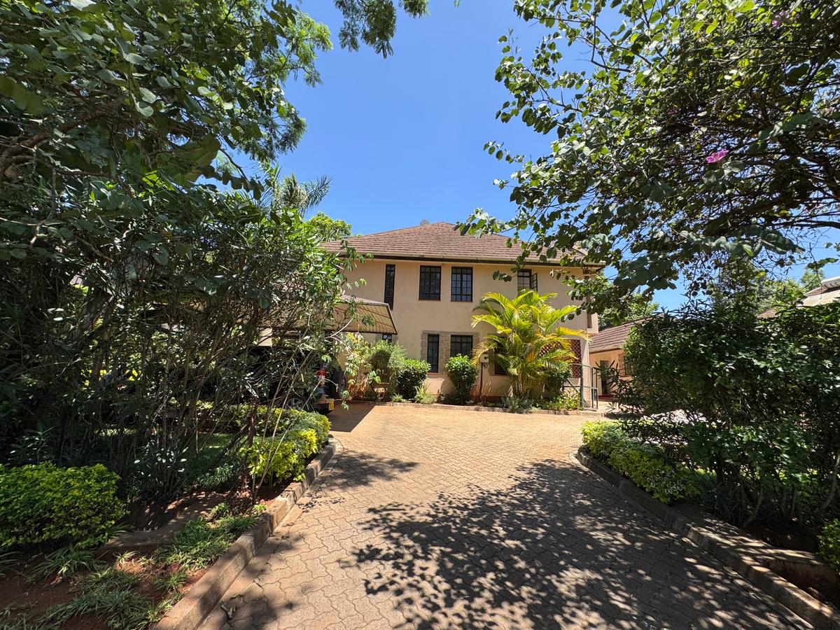 4 Bed House with En Suite in Karen - 9