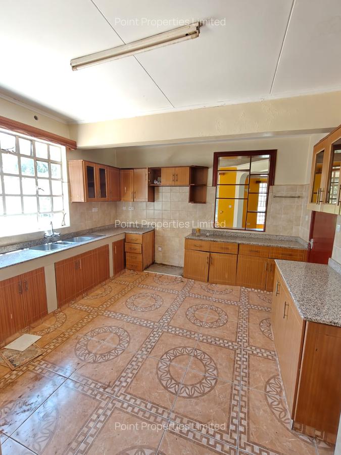 4 Bed Villa with En Suite in Karen - 8