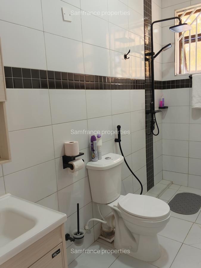 4 Bed Villa with En Suite at Beach Road - 6