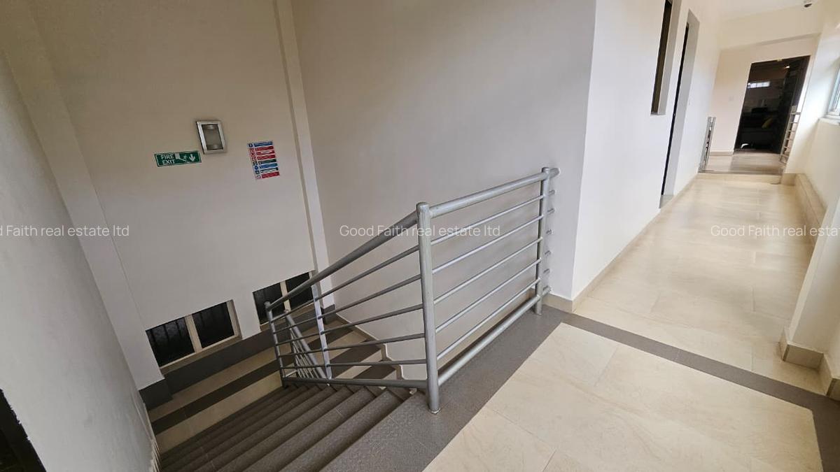 2 Bed Apartment with En Suite in Riverside - 12