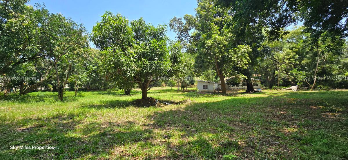 2.5 ac Land at Mtwapa - 2