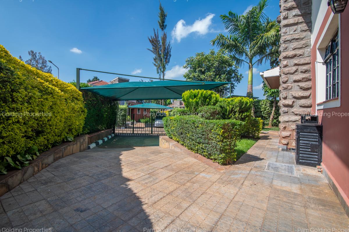 4 Bed Villa with Swimming Pool at Kiambu Road - 14