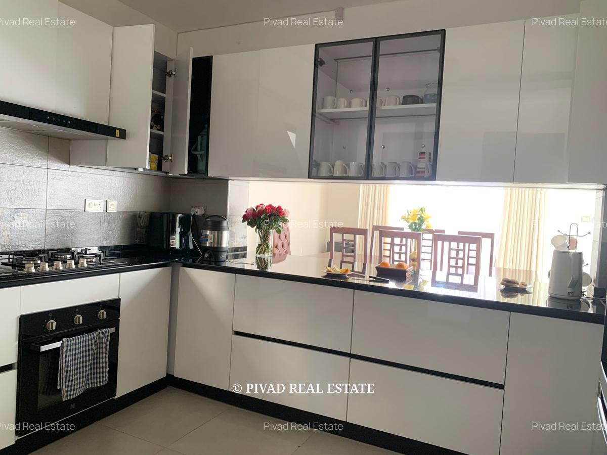 4 Bed Townhouse with Swimming Pool in Runda - 13