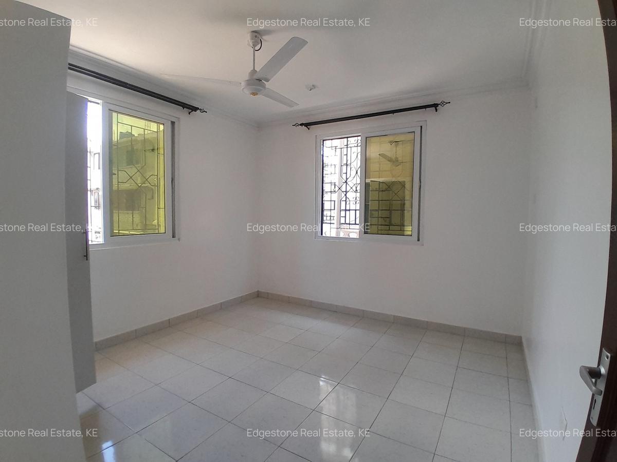 1 Bed Apartment with Borehole in Mtwapa - 9