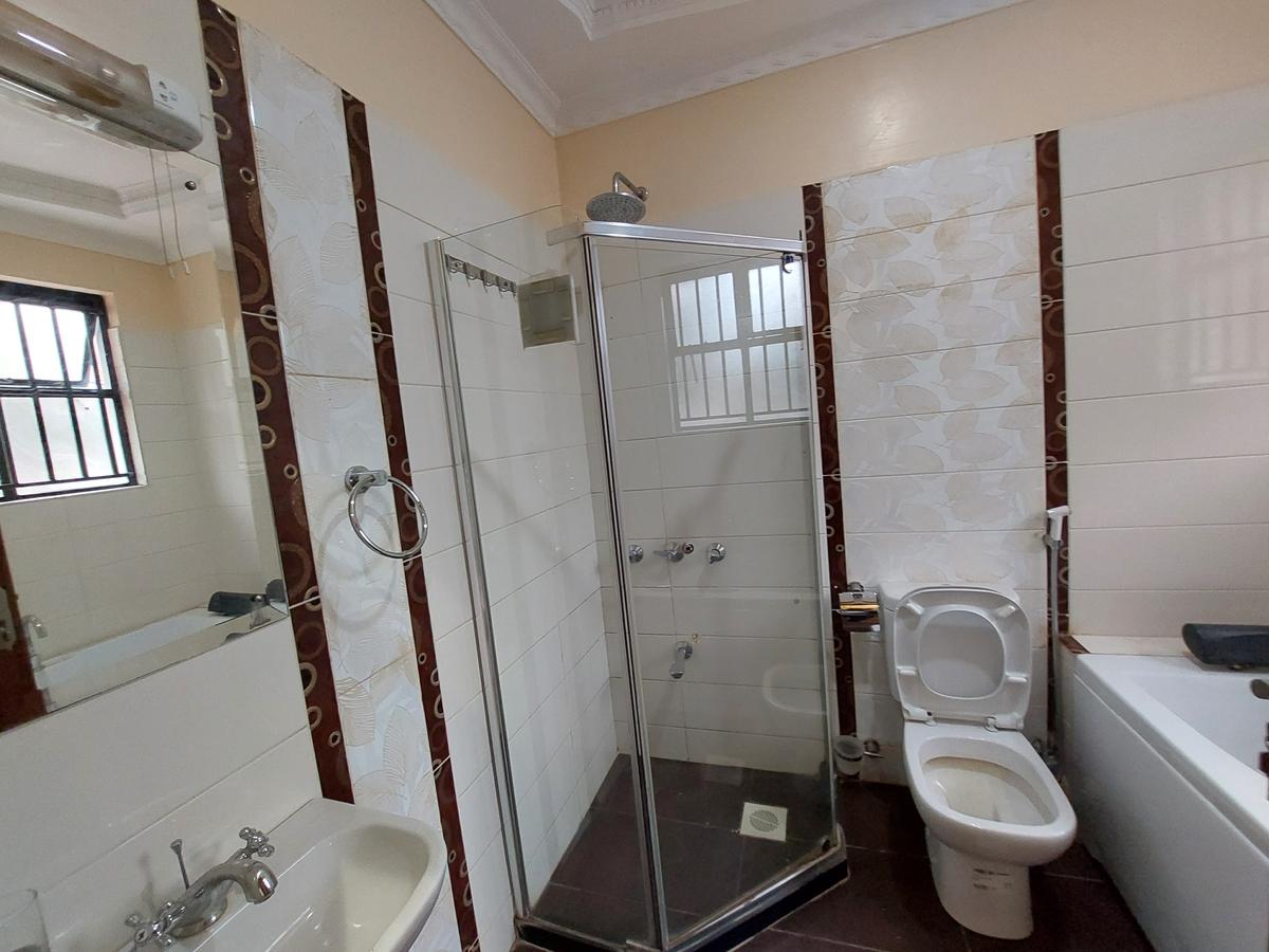 5 Bed Townhouse with En Suite at Muthangari Drive - 5