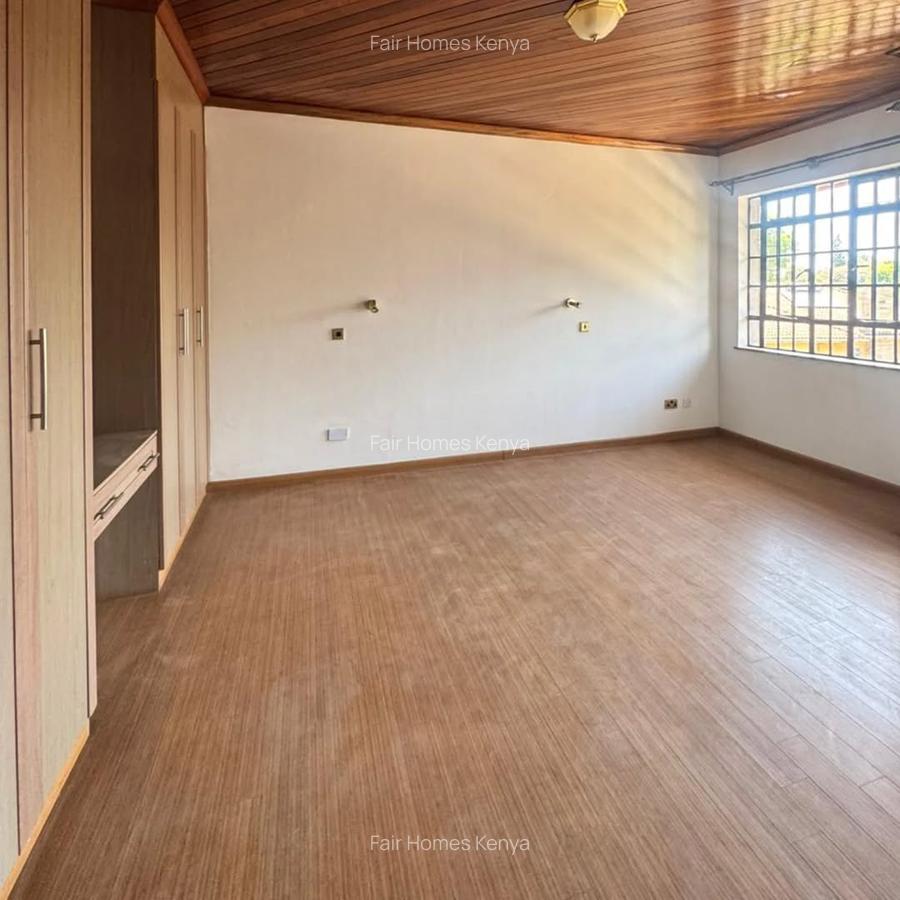 5 Bed Townhouse with En Suite at Convent Drive - 14