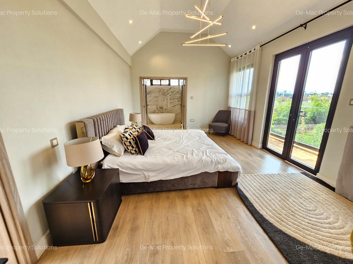 4 Bed House with En Suite in Runda - 3