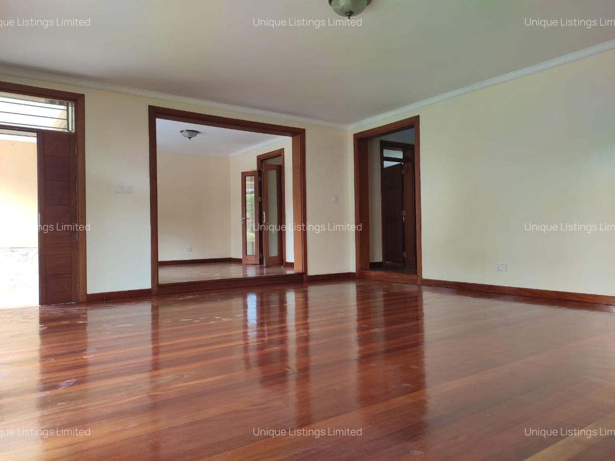 5 Bed Townhouse with En Suite in Lavington - 5