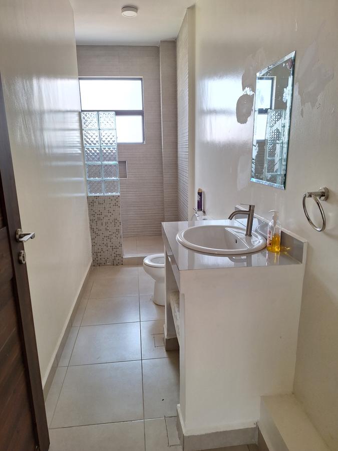 2 Bed Apartment with En Suite in Ruaka - 4