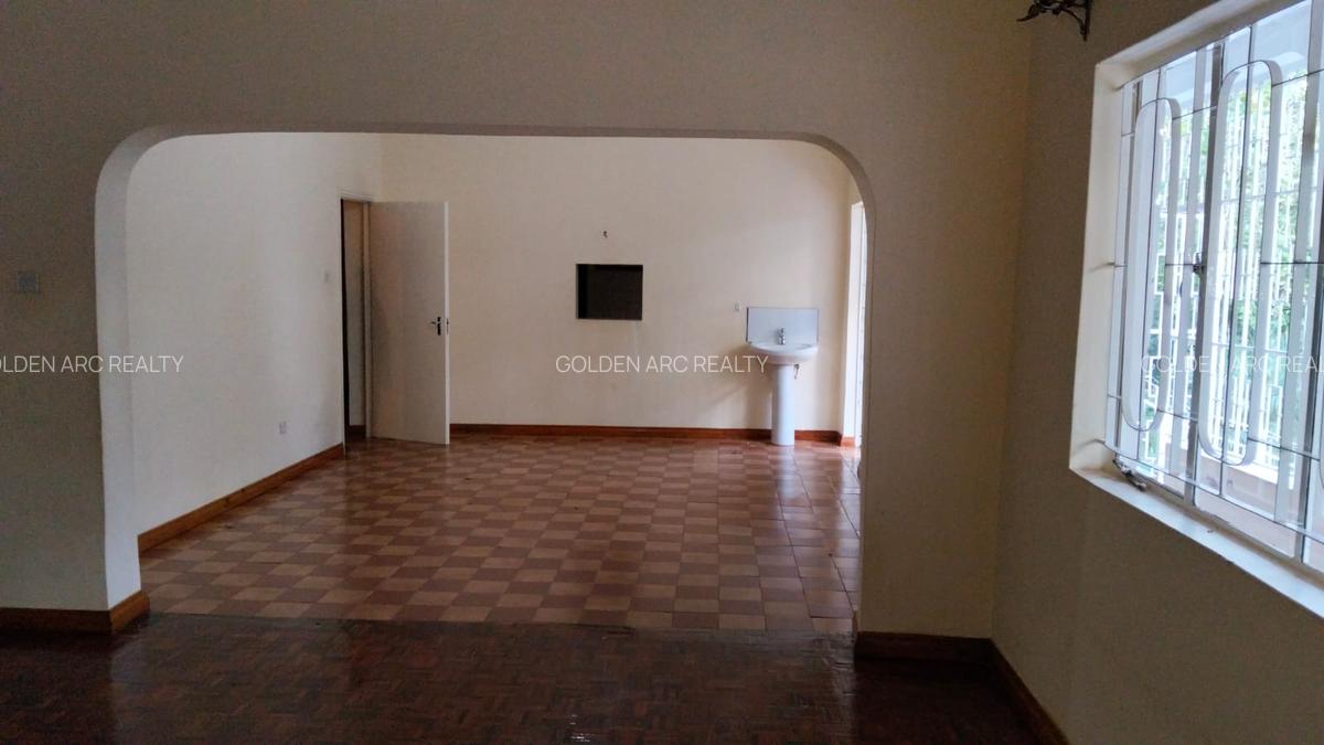 6 Bed Townhouse with En Suite in Karen - 7