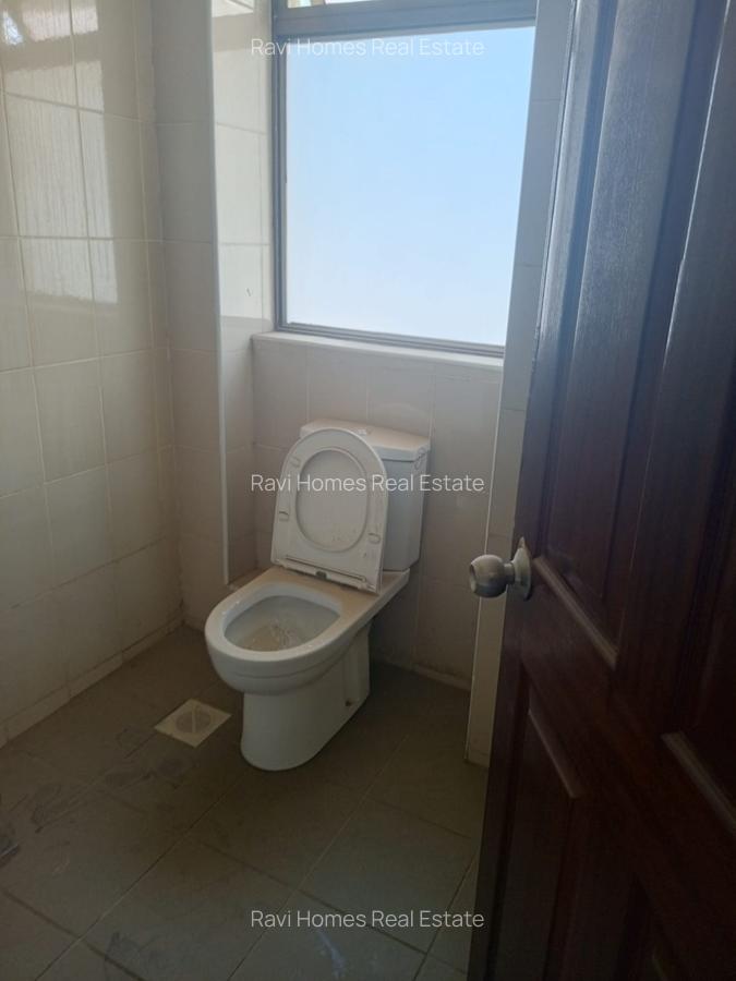 4 Bed Apartment with En Suite in Kilimani - 12