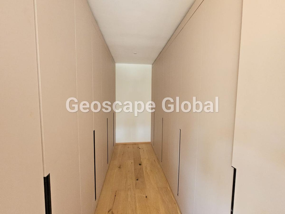 5 Bed House with En Suite in Kitisuru - 9