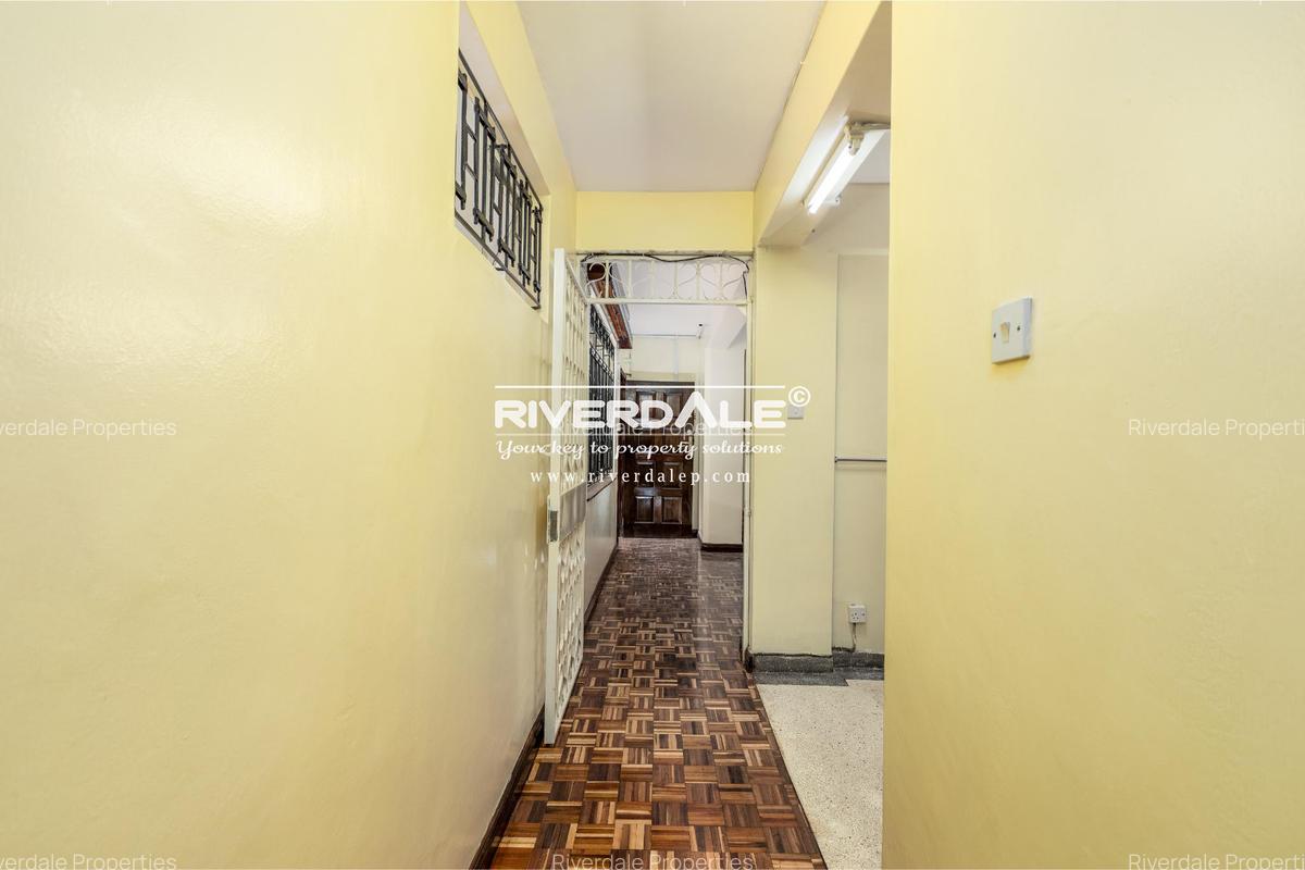 2 Bed Apartment with Parking in Brookside - 5