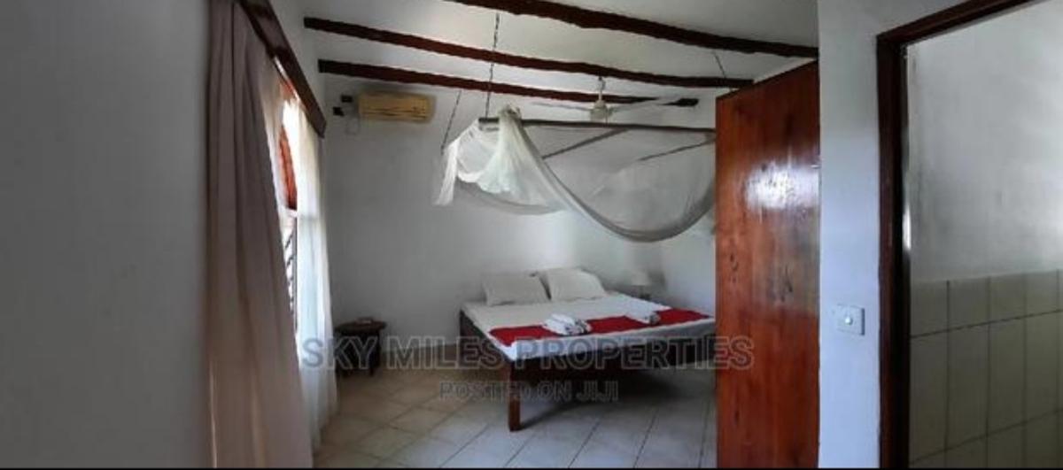 1 Bed Villa with En Suite at La-Marina Mtwapa - 4