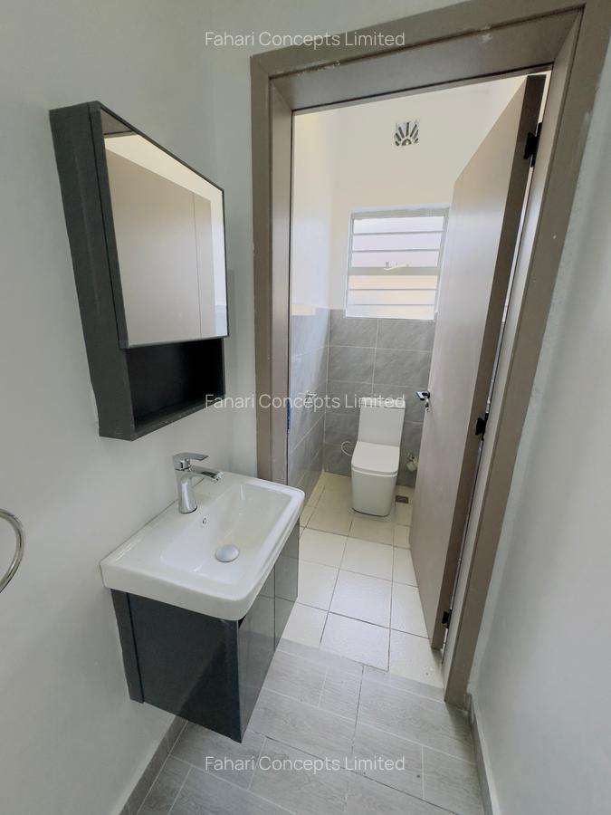 3 Bed House with En Suite at Acacia - 15