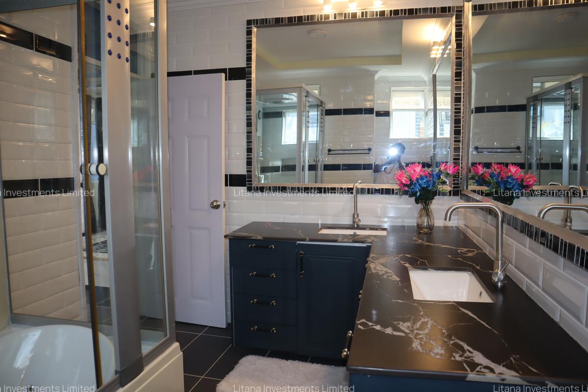 5 Bed Townhouse with En Suite at Olkeri - 14