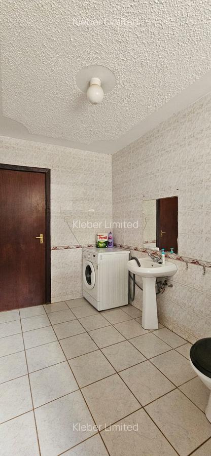 5 Bed House with En Suite in Ngong - 4