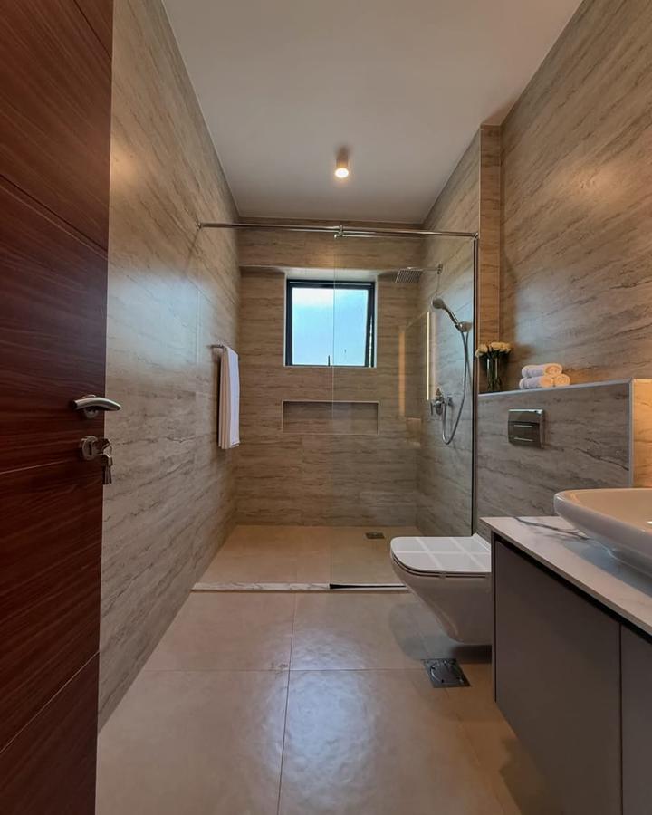 3 Bed Apartment with En Suite in Riverside - 7
