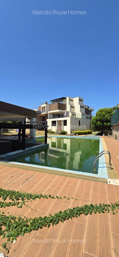 5 Bed House with En Suite at Runda Road - 1