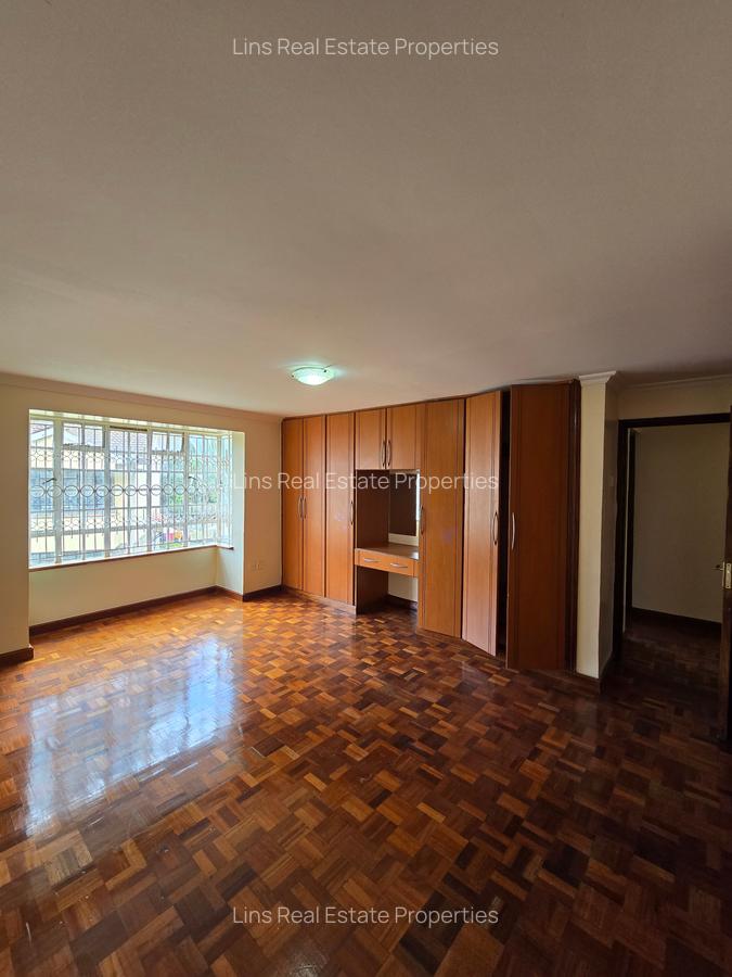 4 Bed Townhouse with En Suite in Kileleshwa - 14