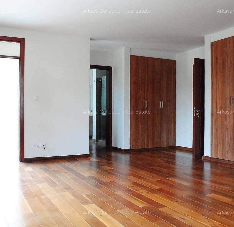 5 Bed Townhouse with Staff Quarters in Lavington - 3