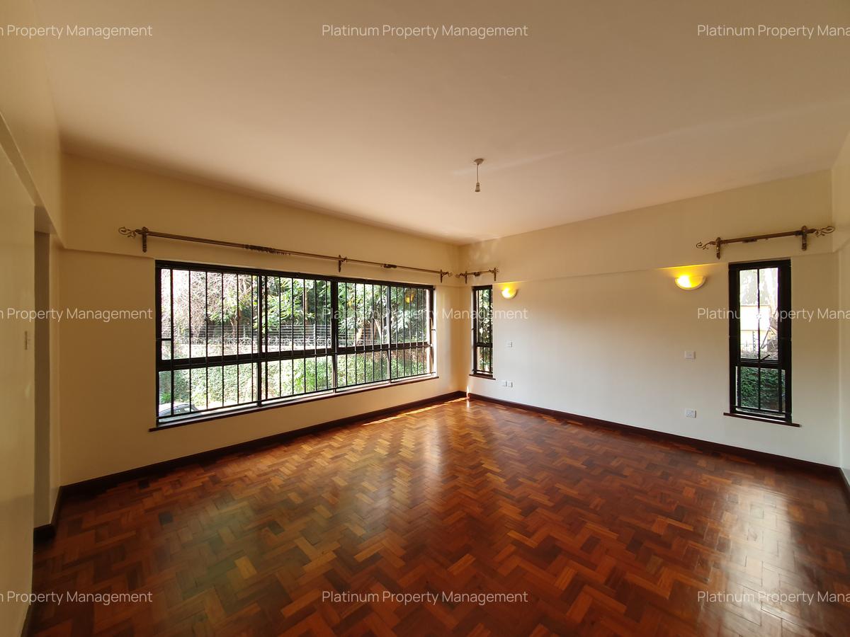 4 Bed Apartment with En Suite at Brookside Gardens - 11