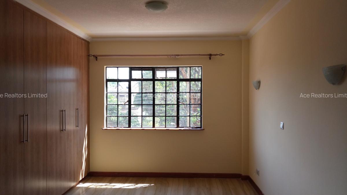 2 Bed Apartment with En Suite at Westlands - 5