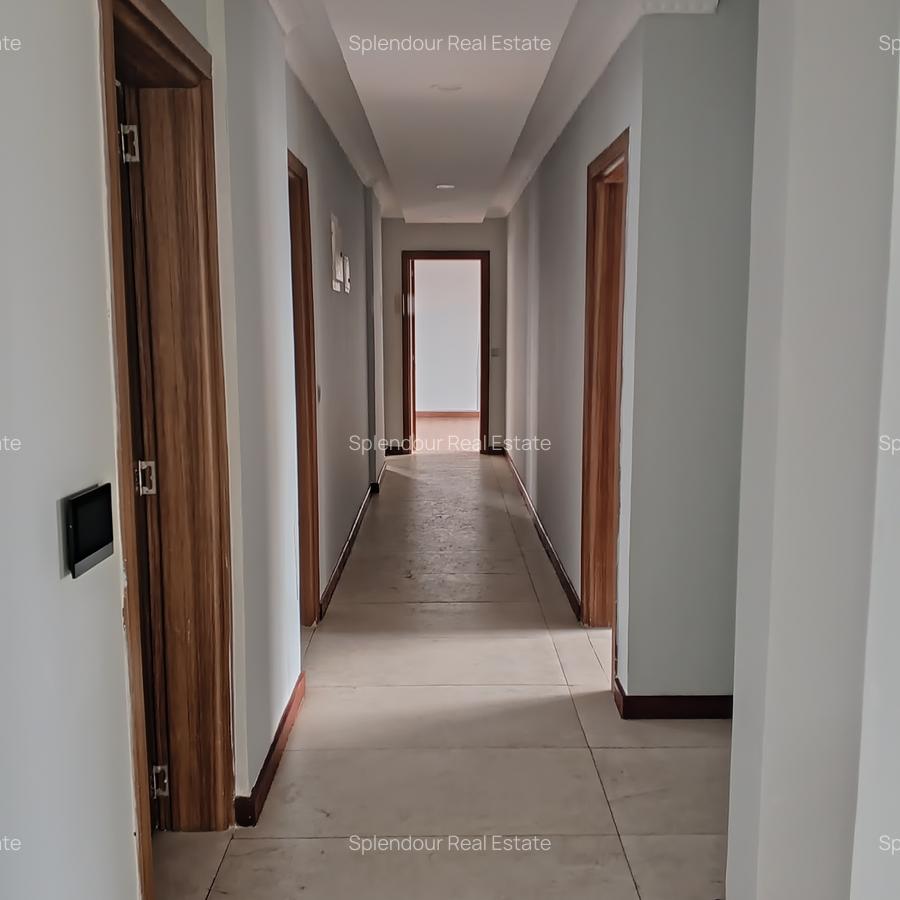 4 Bed Apartment with En Suite in Kilimani - 18
