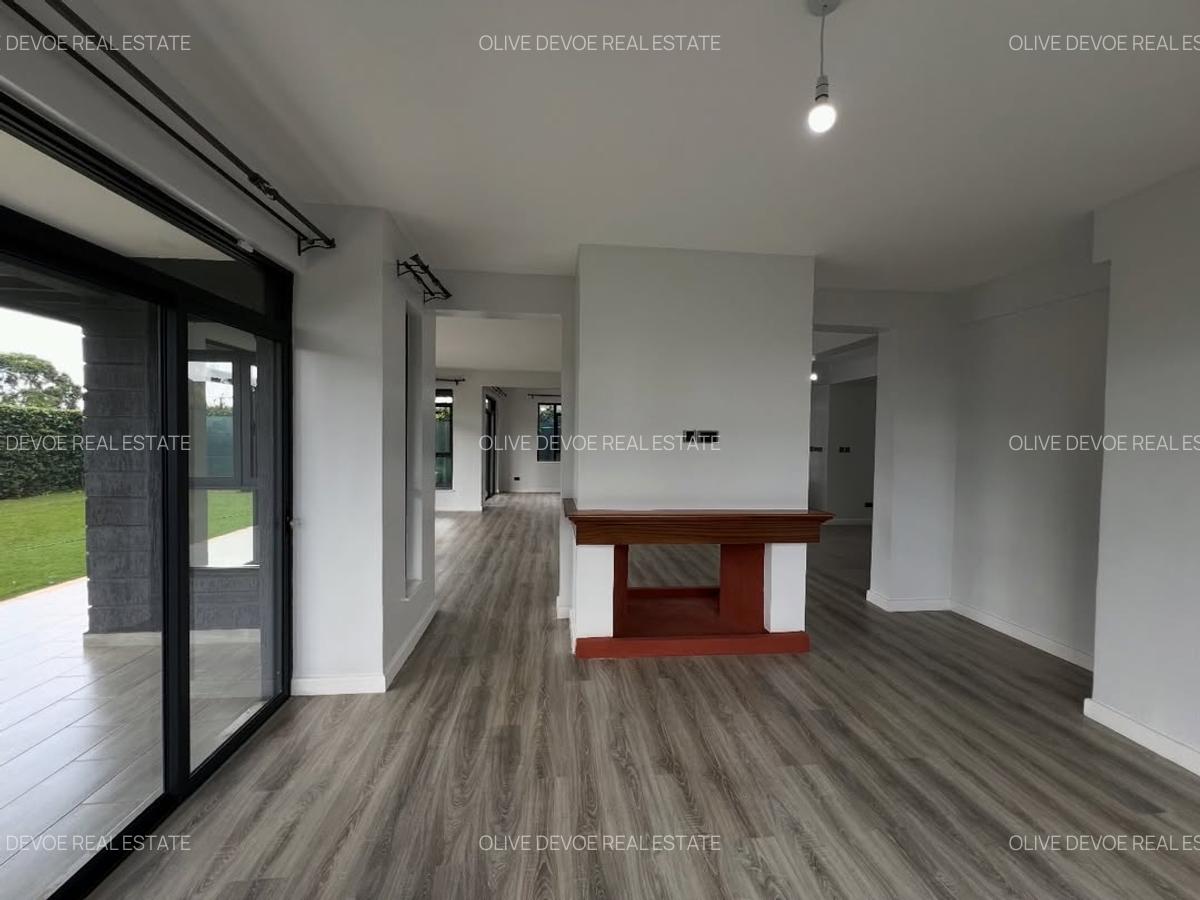 5 Bed Villa with En Suite in Runda - 11