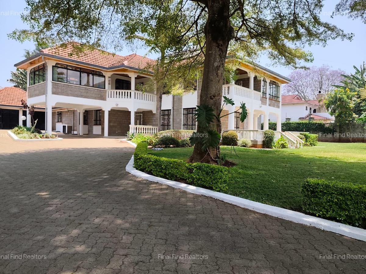 6 Bed House with Garden in Runda - 1