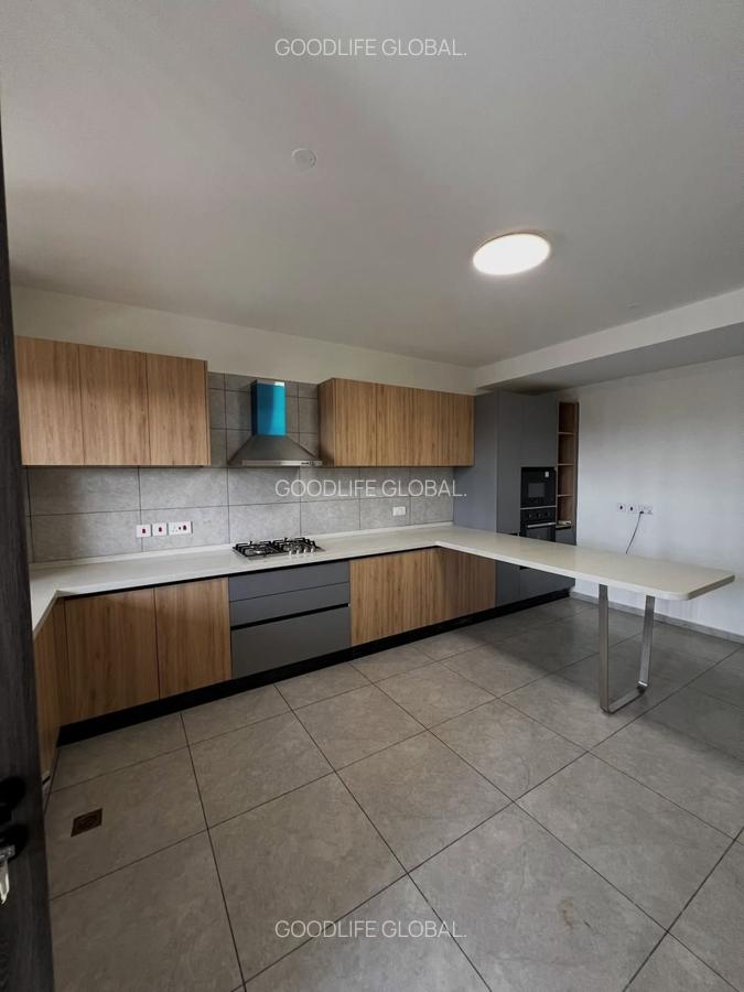3 Bed Apartment with En Suite at Kileleshwa - 4