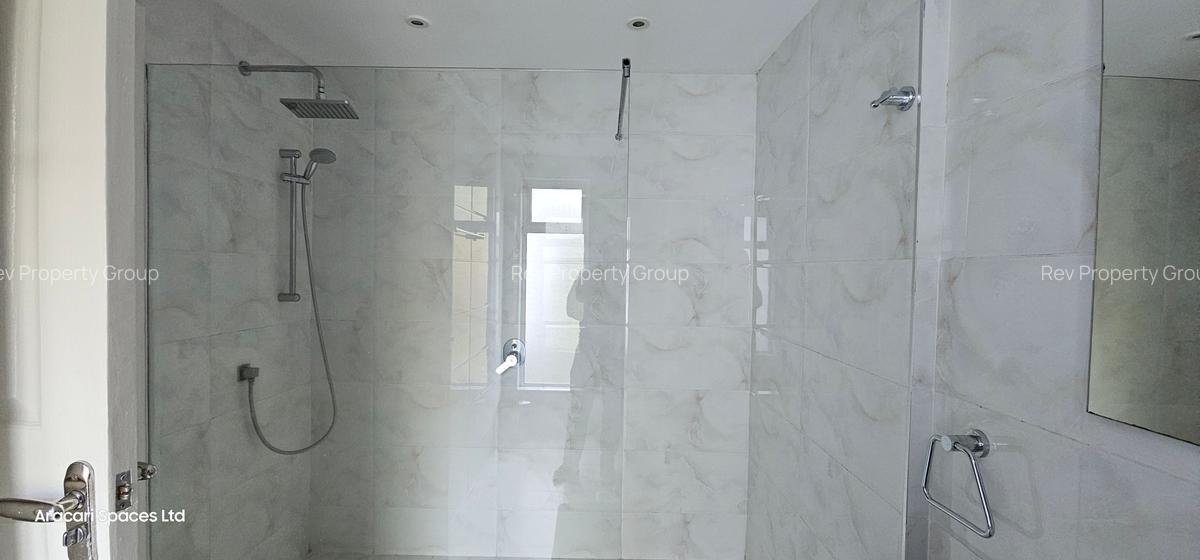 Furnished 2 Bed Apartment with En Suite in Westlands Area - 8