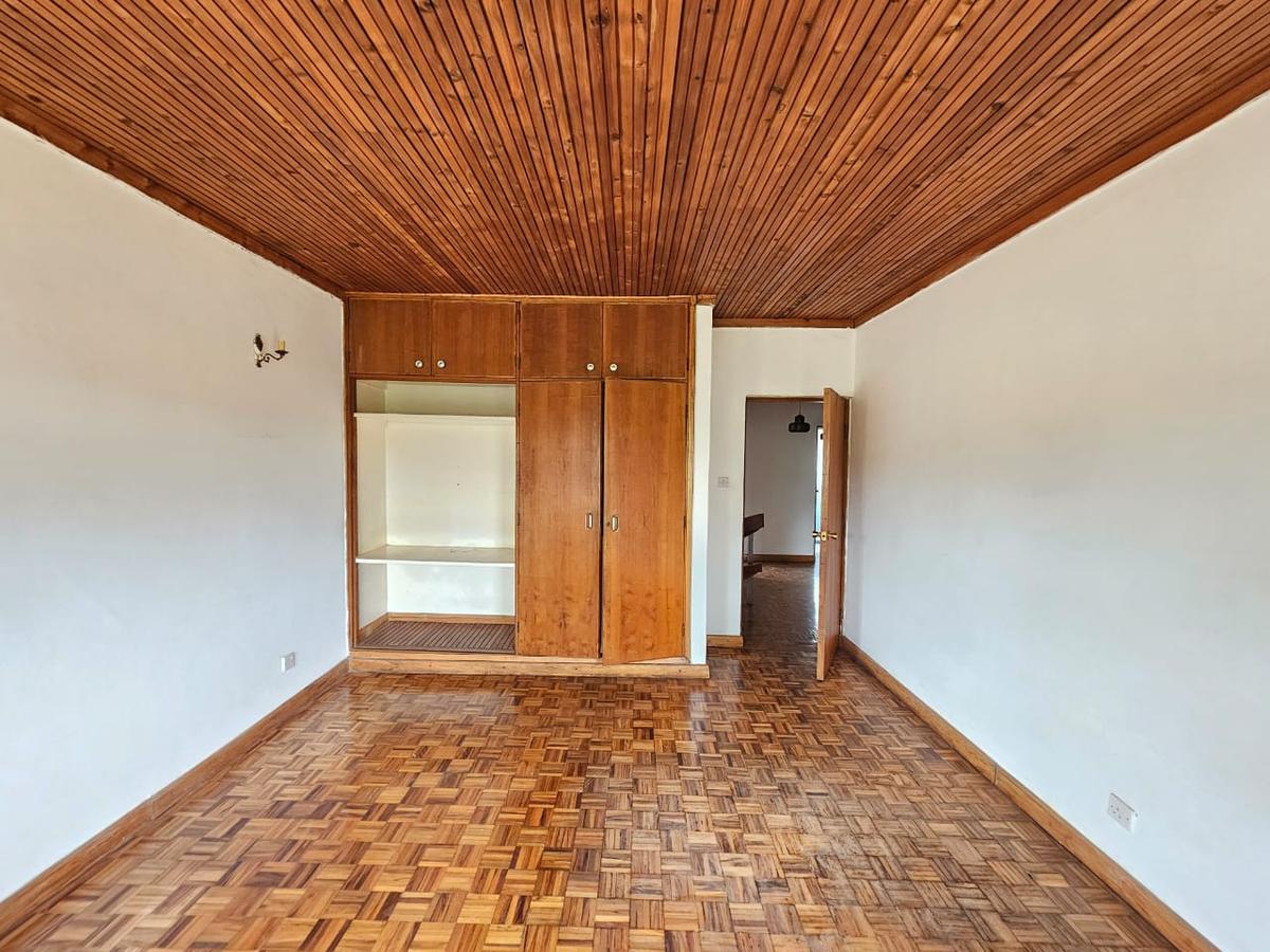 Commercial Property with Service Charge Included in Loresho - 15