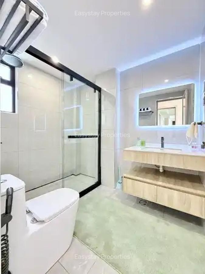 Furnished 2 Bed Apartment with En Suite in Riverside - 11