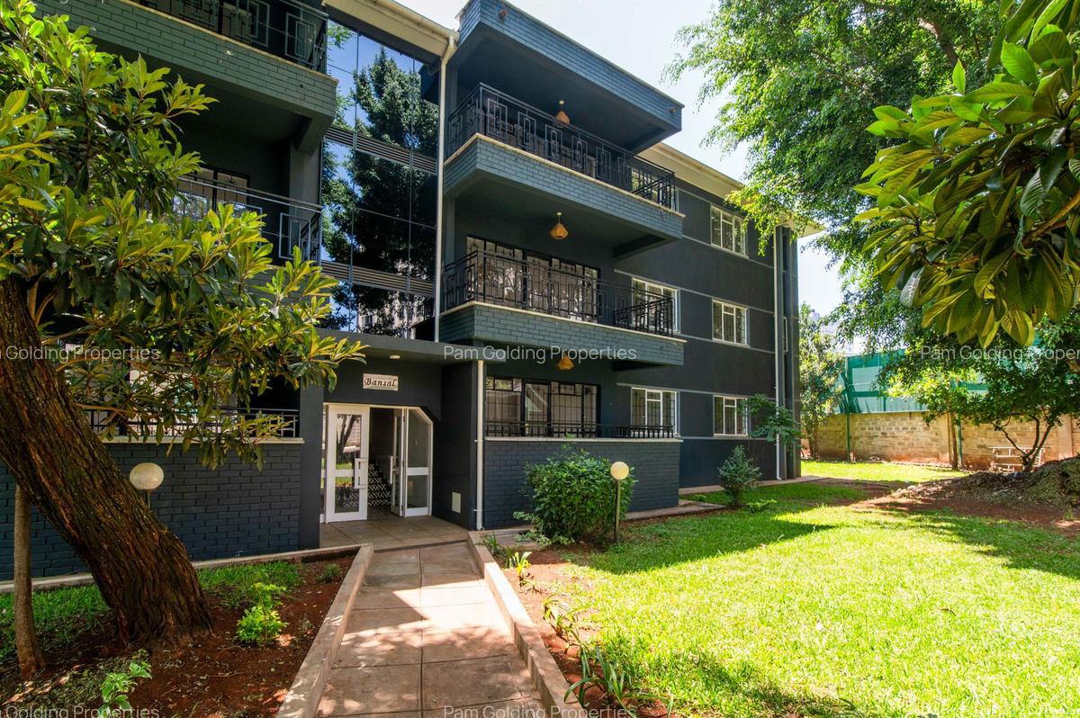 3 Bed Apartment with En Suite in Kilimani - 5