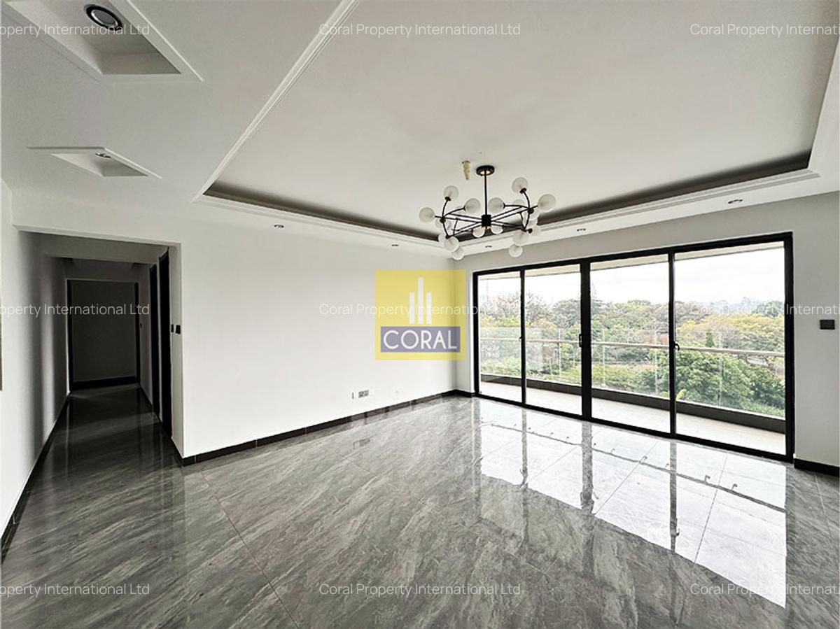 3 Bed Apartment with En Suite in Lavington - 1