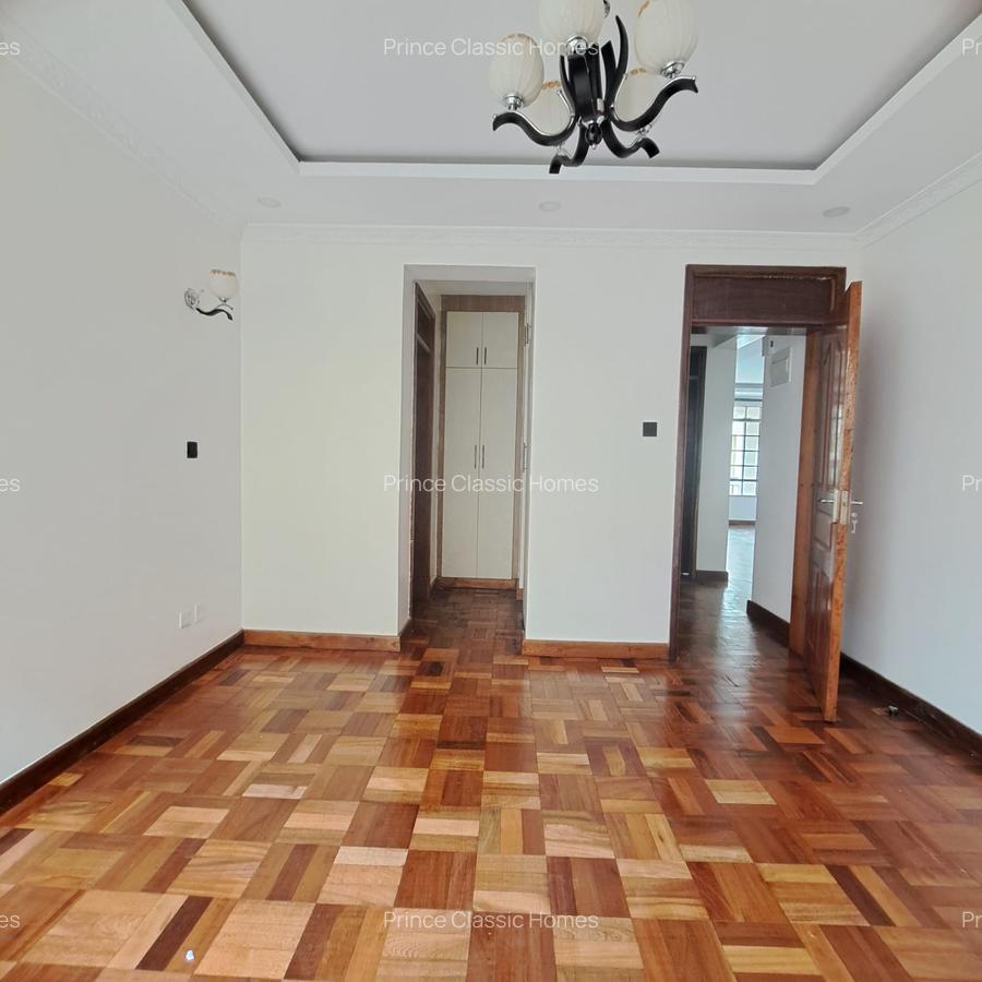 2 Bed Apartment with En Suite in Riverside - 6