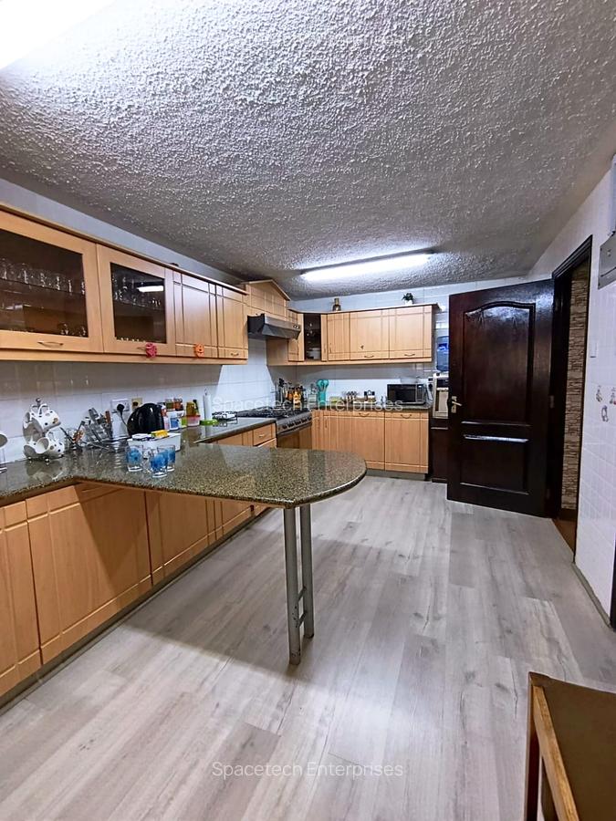 4 Bed Townhouse with En Suite in Lavington - 3