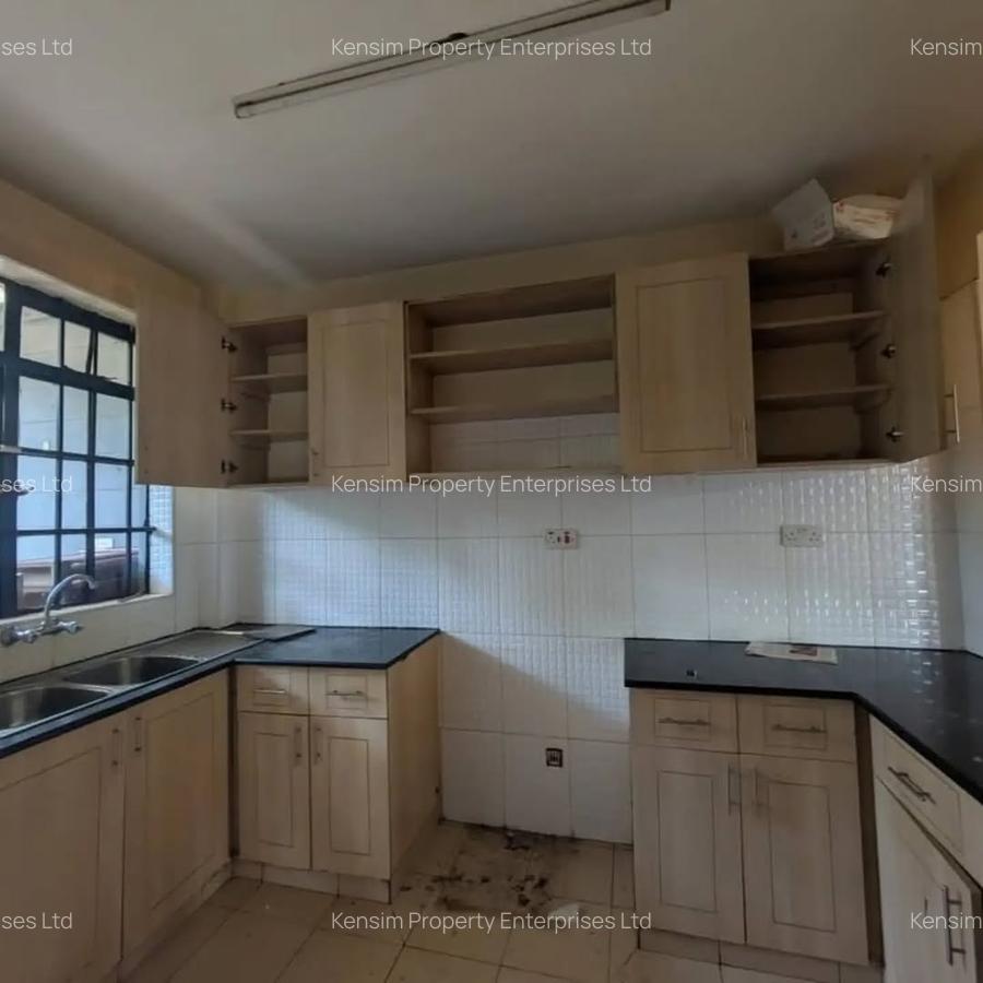 4 Bed Townhouse with En Suite in Kitisuru - 5