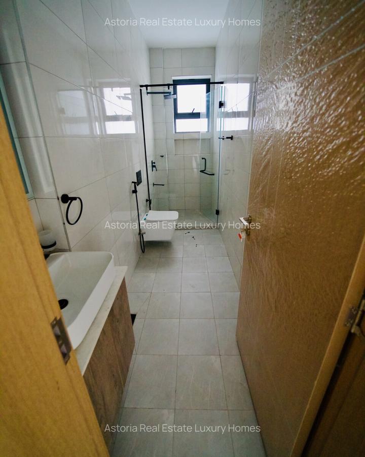 2 Bed Apartment with En Suite at 2026-380 2 Bed - 4