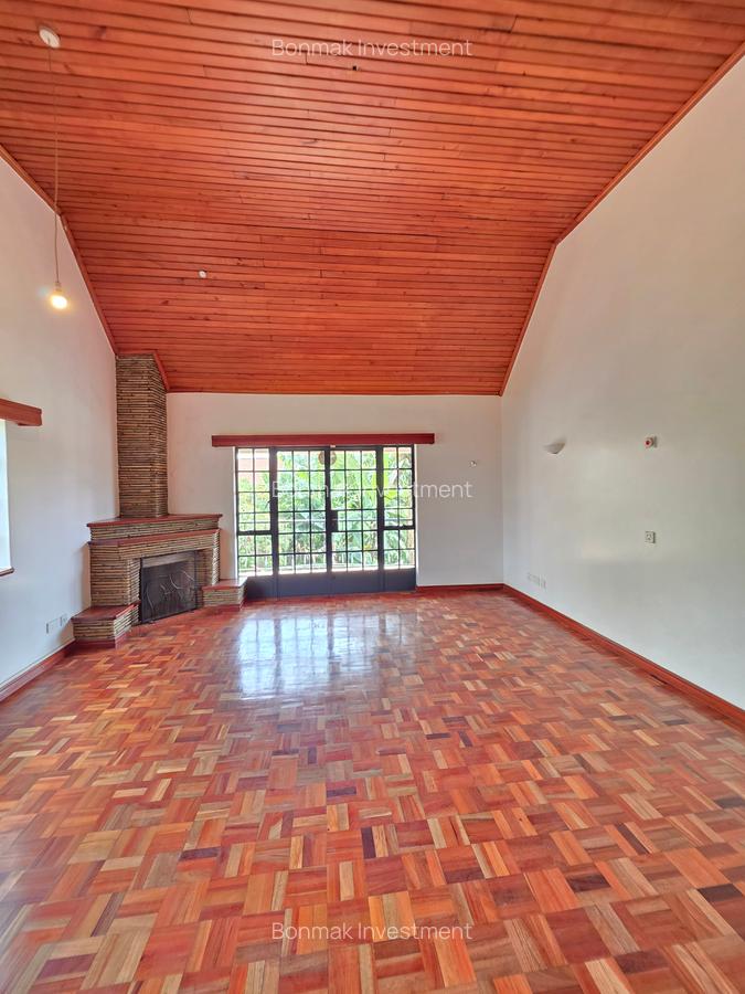 5 Bed Townhouse with En Suite at Lavington Green - 15