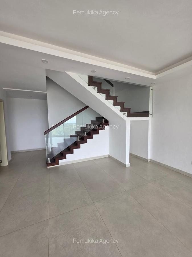 4 Bed Apartment with En Suite in Westlands Area - 5
