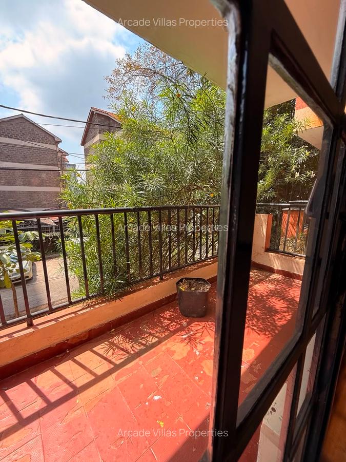 2 Bed Apartment with En Suite in Lavington - 1