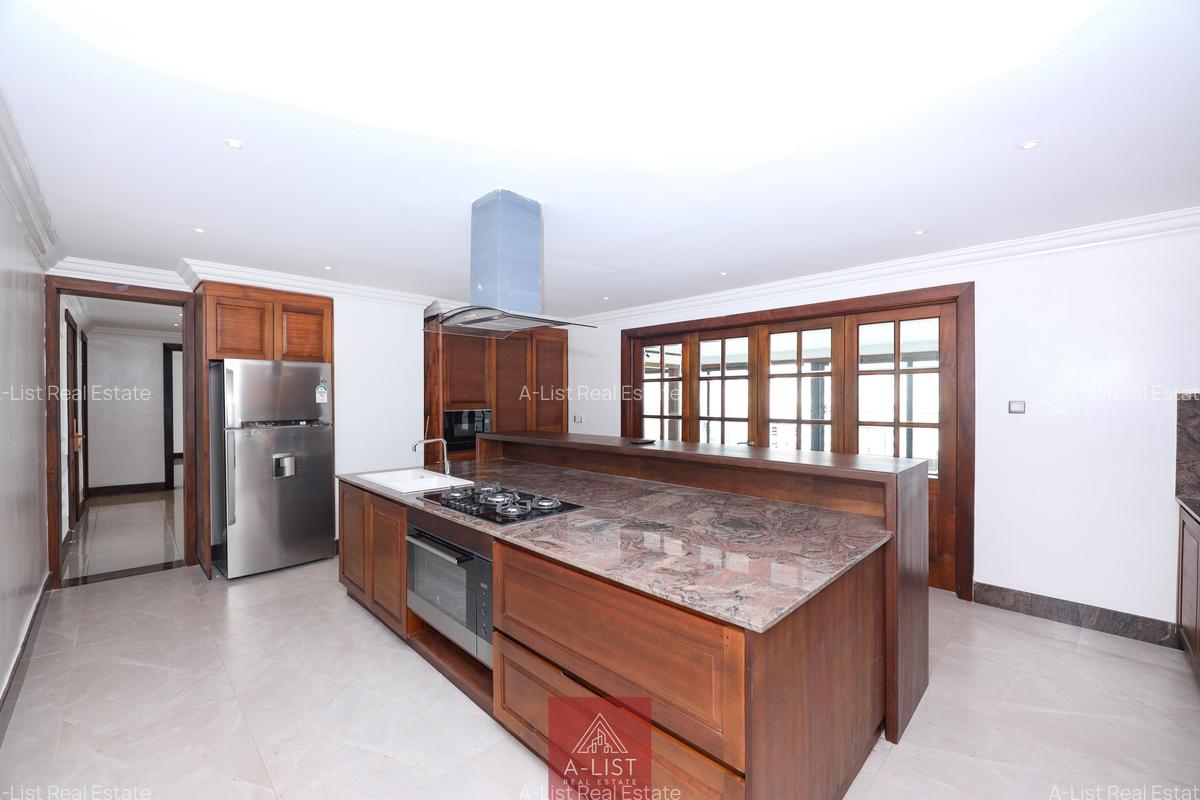 5 Bed Apartment with En Suite at Nyando Road - 5