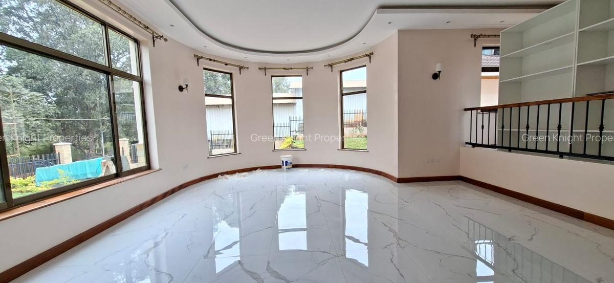 4 Bed House with En Suite in Nyari - 3