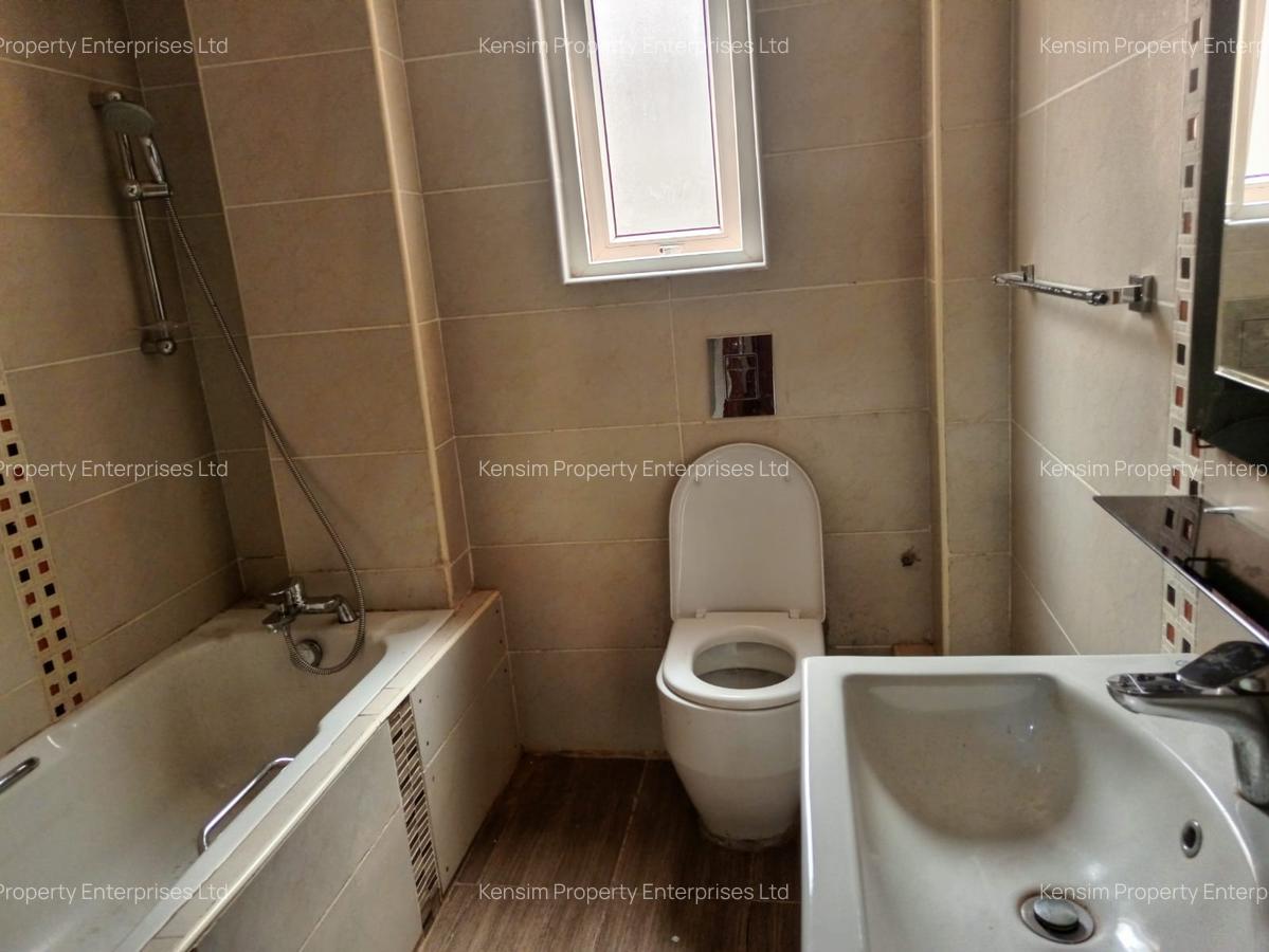 5 Bed Townhouse with En Suite in Lavington - 7