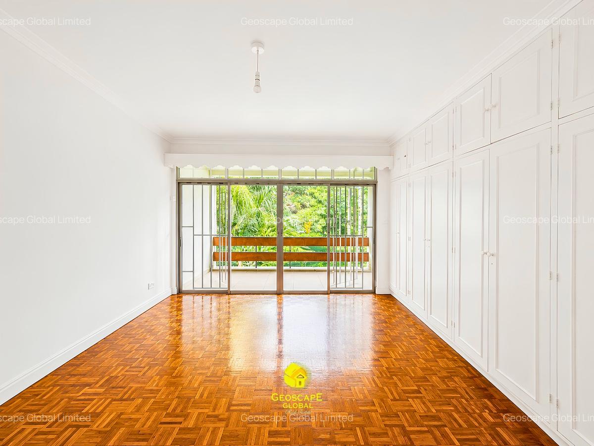 5 Bed House with En Suite in Kitisuru - 8