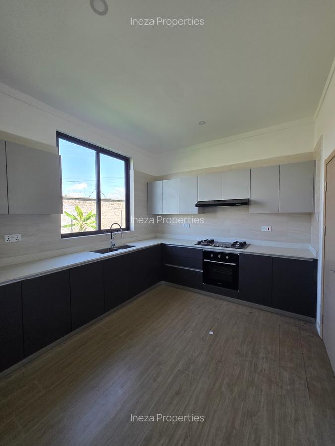4 Bed House with En Suite in Ongata Rongai - 5