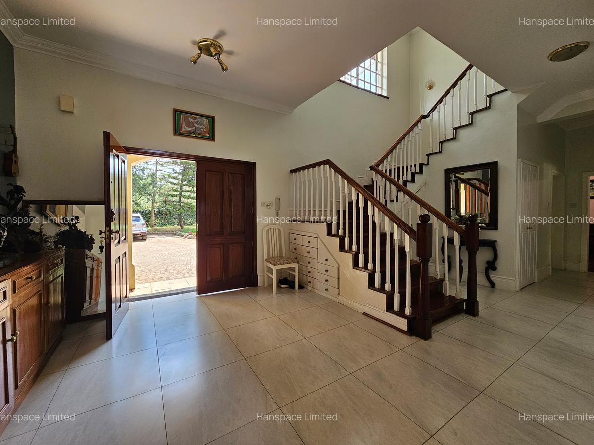 5 Bed Villa with En Suite in Karen - 14