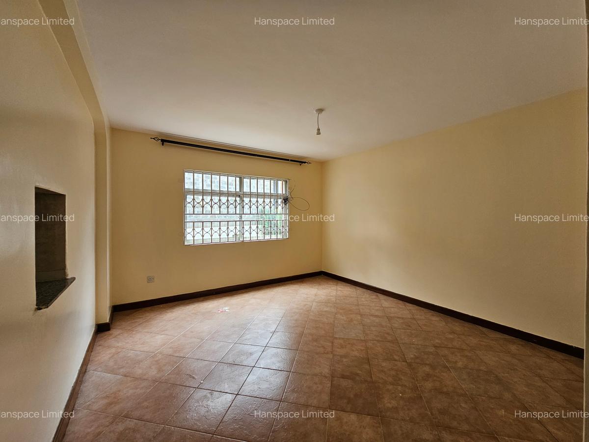 5 Bed Villa with En Suite in Lavington - 13